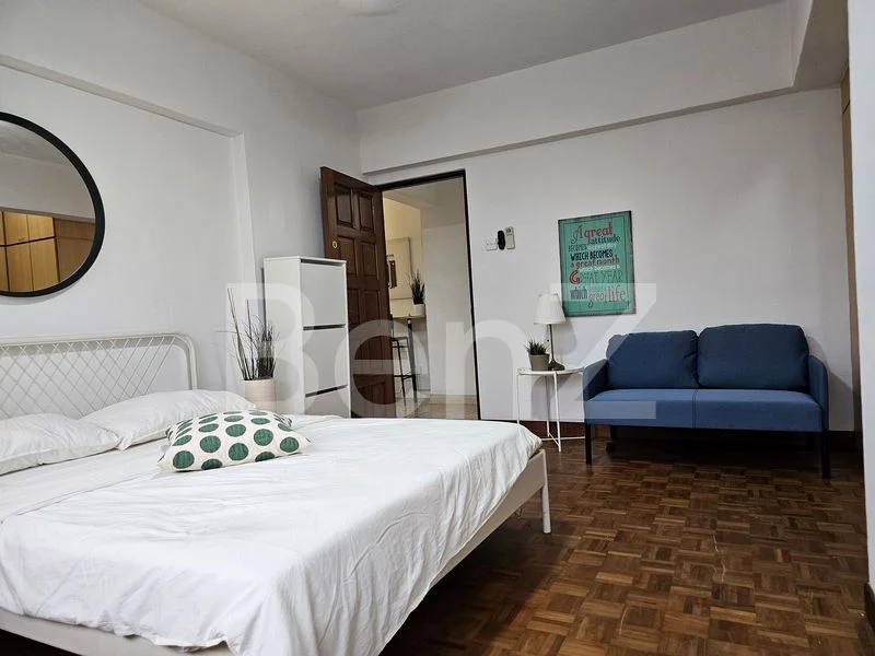 Master Room (Condo) for Rent in  Lakeview - Image 1