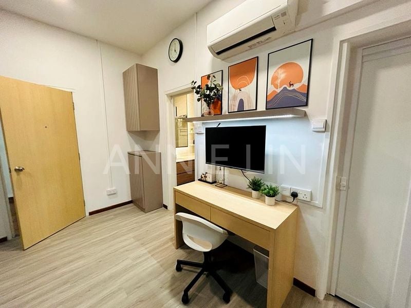Master Room (Landed) for Rent in  Onan Terrace - Image 2