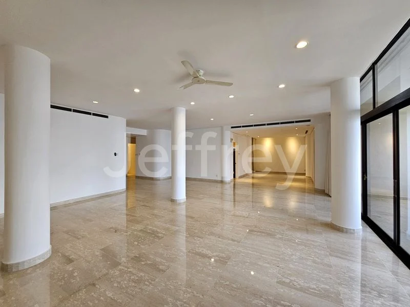 3+1 Bed Condo for Rent in  The Colonnade - Image 5