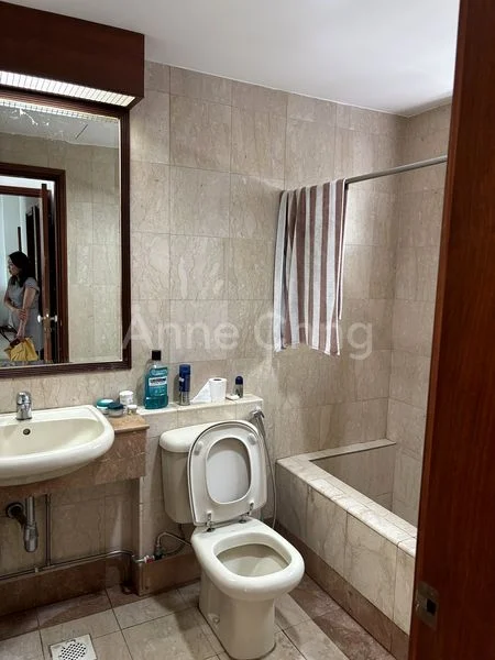 2 Bed Apartment (Condo) for Sale in  Harbourlights - Image 8