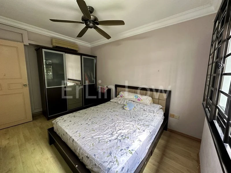 5 Room (5I) HDB for Sale in  304A Anchorvale Link - Image 10