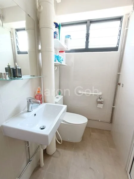5 Room (5I) HDB for Sale in  367 Yishun Ring Road - Image 9