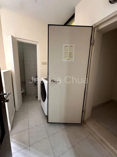2+1 Bed Condo for Rent in  The Paterson - Image 12