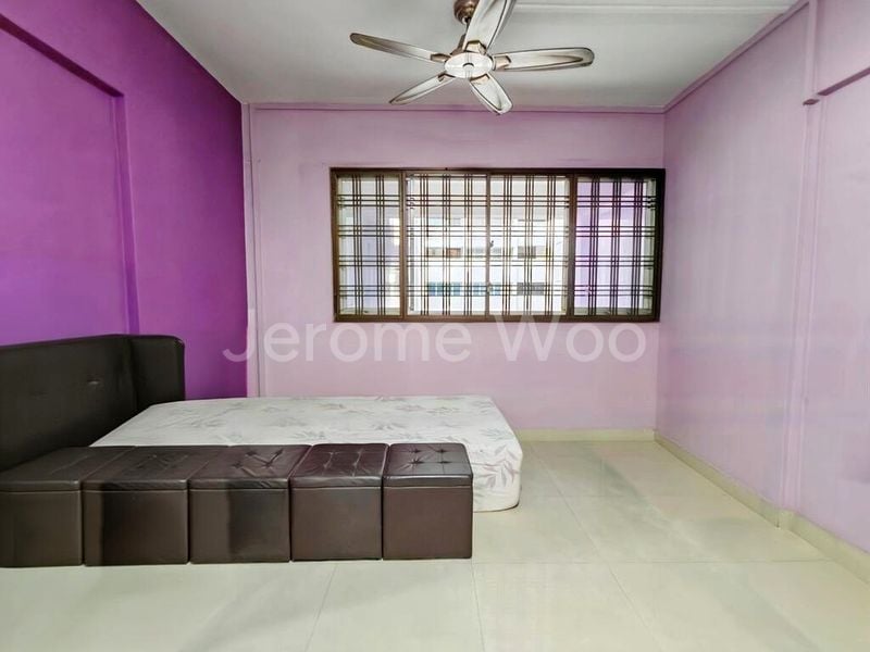 Maisonette HDB for Sale in  327 Jurong East Street 31 - Image 3