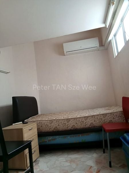 Common Room (HDB) for Rent in  94 Commonwealth Drive - Image 1