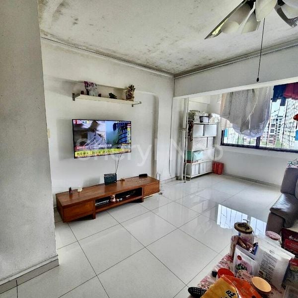 Maisonette HDB for Sale in  407 Jurong West Street 42 - Image 1