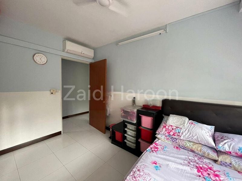 5 Room (5I) HDB for Sale in  183D Boon Lay Avenue - Image 3