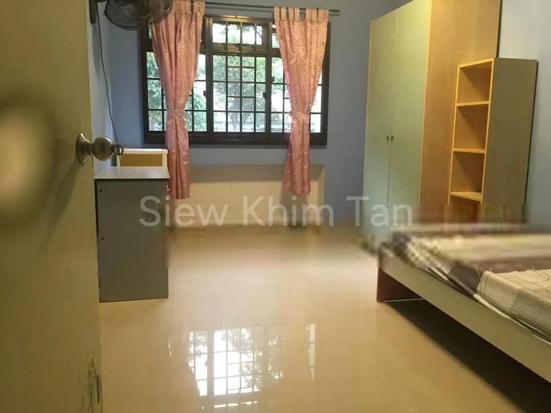 5 Room (5I) HDB for Rent in  979C Buangkok Crescent - Image 3