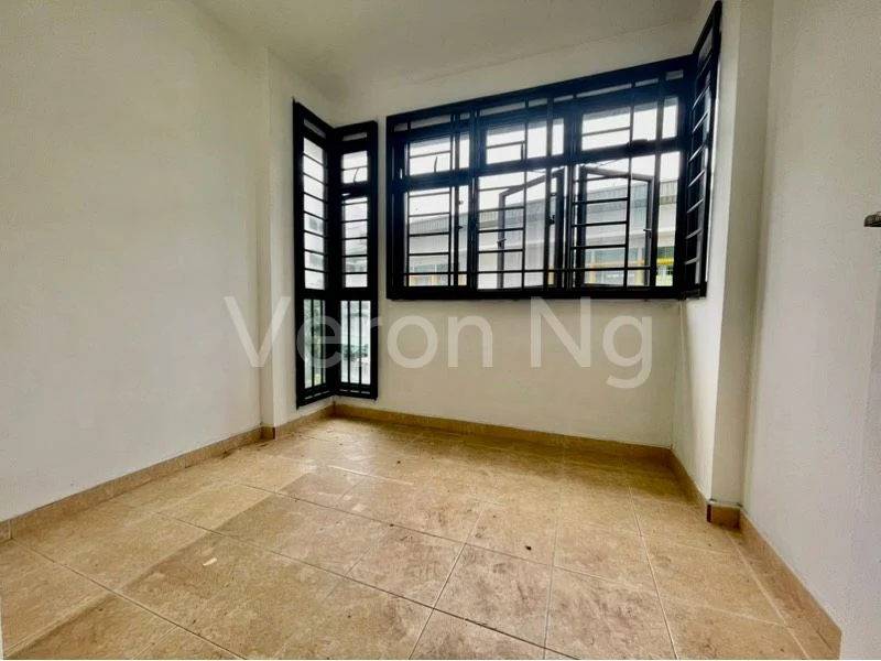 3 Room (3I) HDB for Sale in  4 Marine Terrace - Image 7