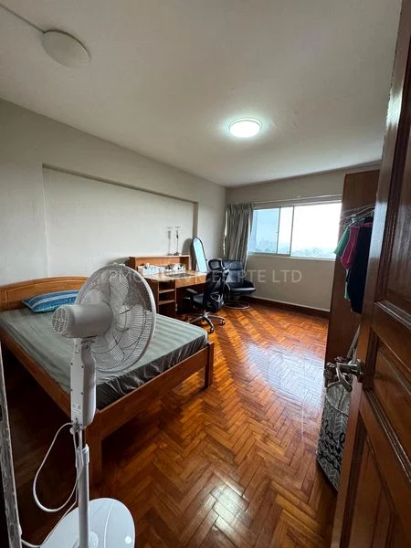 3+1 Bed Apartment (Condo) for Sale in  Lakeview - Image 10