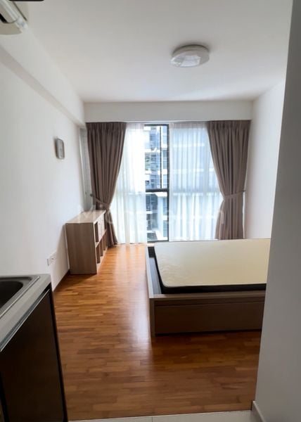 Studio Executive Condo for Rent in  Twin Fountains - Image 2