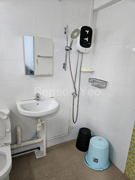 3 Room (3A) HDB for Rent in  271 Tampines Street 21 - Image 16