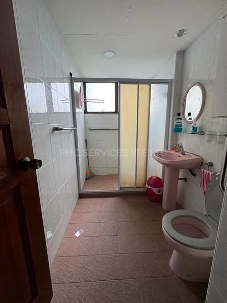 3+1 Bed Apartment (Condo) for Sale in  Lakeview - Image 12