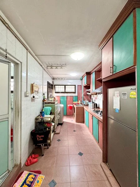 5 Room (5I) HDB for Sale in  178 Lompang Road - Image 8