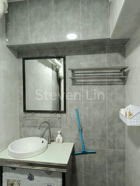 Common Room (HDB) for Rent in  123D Rivervale Drive - Image 10