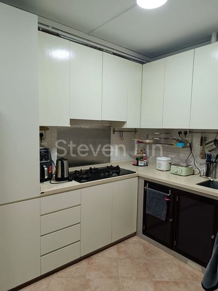 Common Room (HDB) for Rent in  123D Rivervale Drive - Image 7
