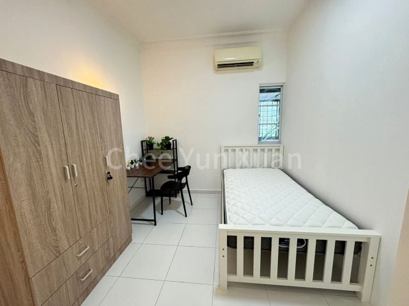 Common Room (Condo) for Rent in  The Beaumont - Image 1