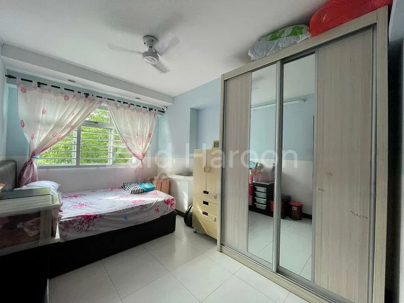 5 Room (5I) HDB for Sale in  183D Boon Lay Avenue - Image 4