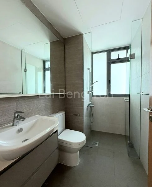 2 Bed Condo for Rent in  The Glades - Image 5