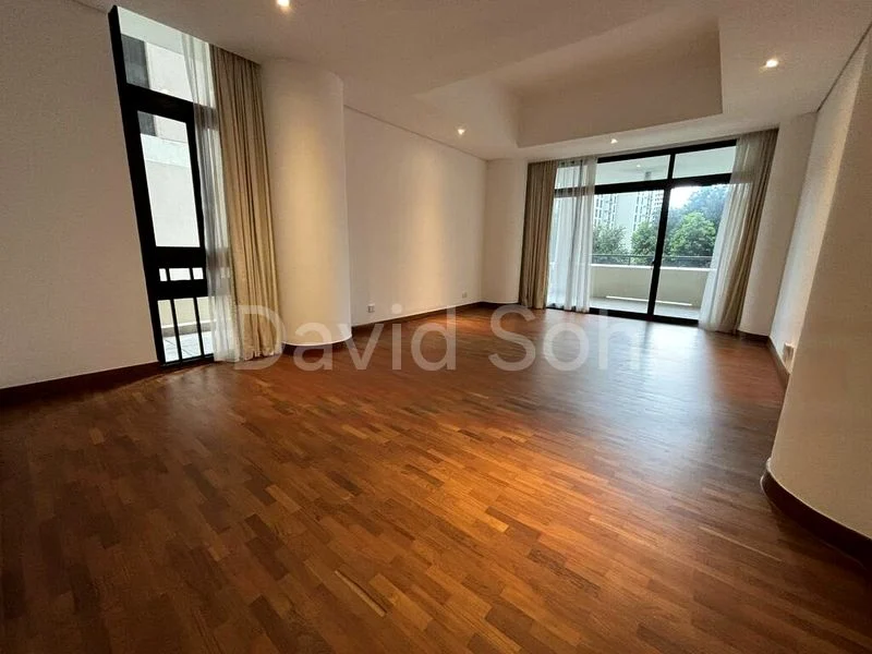 3 Bed Condo for Rent in  The Colonnade - Image 3