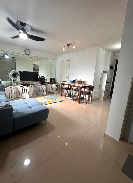 4 Room (4A) HDB for Sale in  395 Bukit Batok West Avenue 5 - Image 1