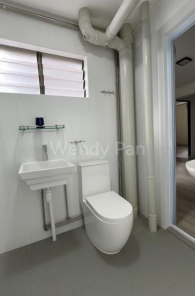 4 Room (4S) HDB for Sale in  327 Serangoon Avenue 3 - Image 1