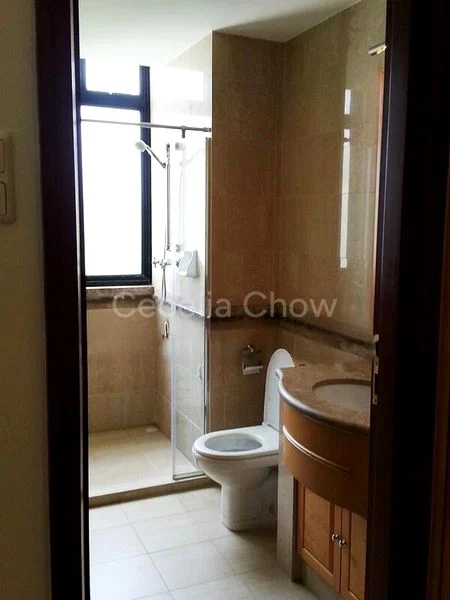 4+1 Bed Condo for Rent in  The Sterling - Image 3