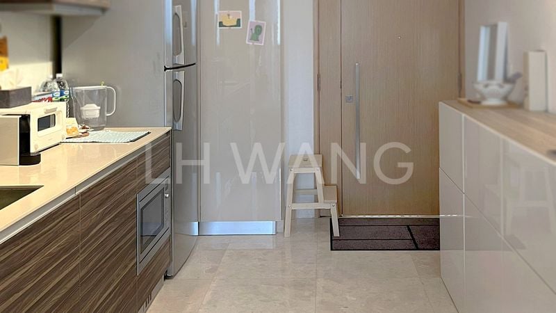 1 Bed Condo for Sale in  Commonwealth Towers - Image 2
