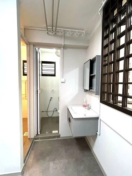 3 Room (3I) HDB for Rent in  619 Hougang Avenue 8 - Image 8