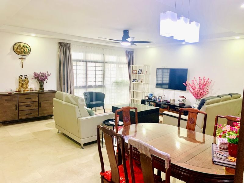 5 Room (5I) HDB for Sale in  186C Rivervale Drive - Image 2