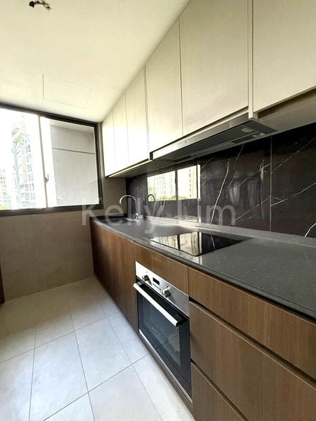 3 Bed Condo for Sale in  The Watergardens At Canberra - Image 10