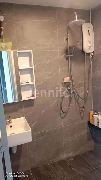 Master Room (Condo) for Rent in  Lorong 36 Geylang - Image 14