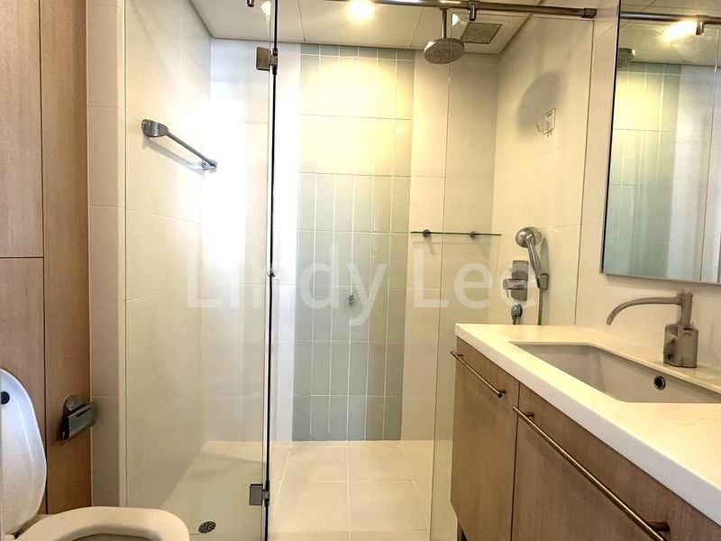 1 Bed Apartment (Condo) for Rent in  The Sail @ Marina Bay - Image 2