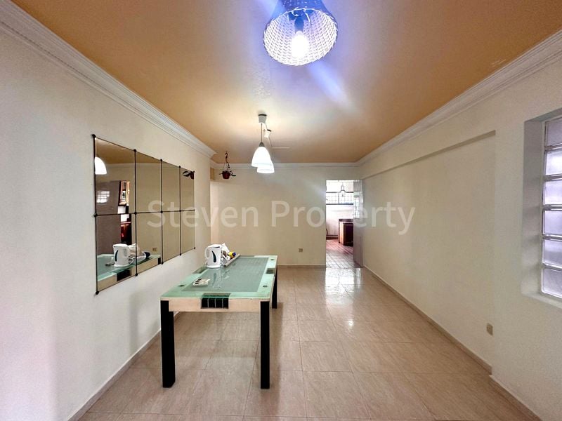 5 Room (5A) HDB for Rent in  101A Punggol Field - Image 5