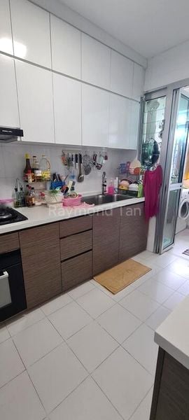 4 Room (4A) HDB for Sale in  130A Lorong 1 Toa Payoh - Image 8
