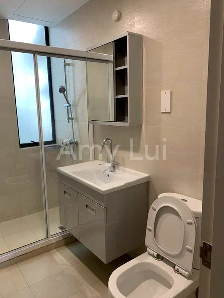4 Bed Condo for Rent in  Beverly Hill - Image 3