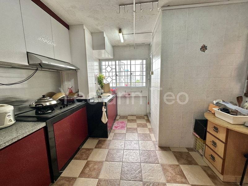 Maisonette HDB for Sale in  366 Bukit Batok Street 31 - Image 4