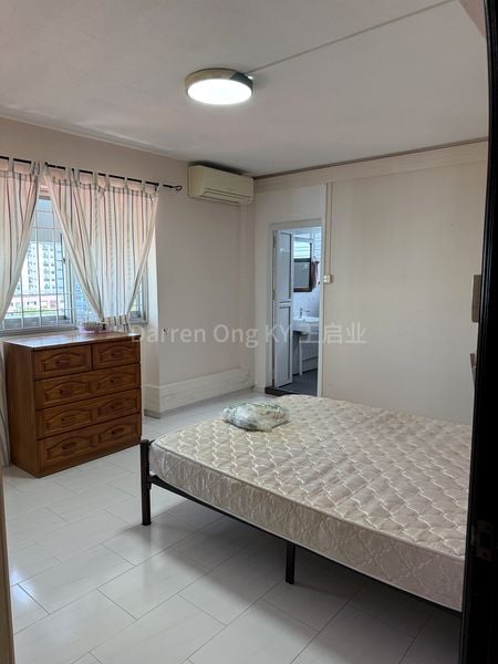5 Room (5I) HDB for Rent in  118 Pasir Ris Street 11 - Image 4