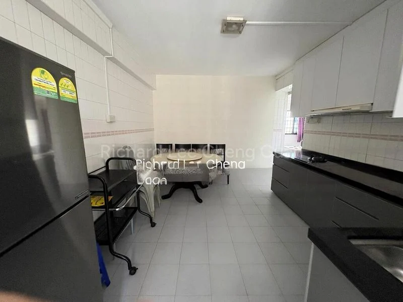 4 Room (4NG) HDB for Rent in  152 Yung Ho Road - Image 2