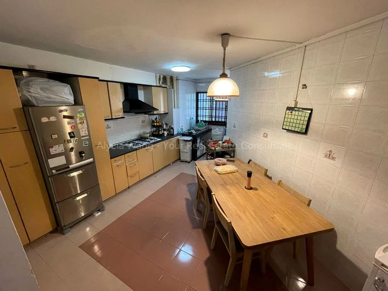 4 Room (4NG) HDB for Sale in  106 Jalan Dusun - Image 4