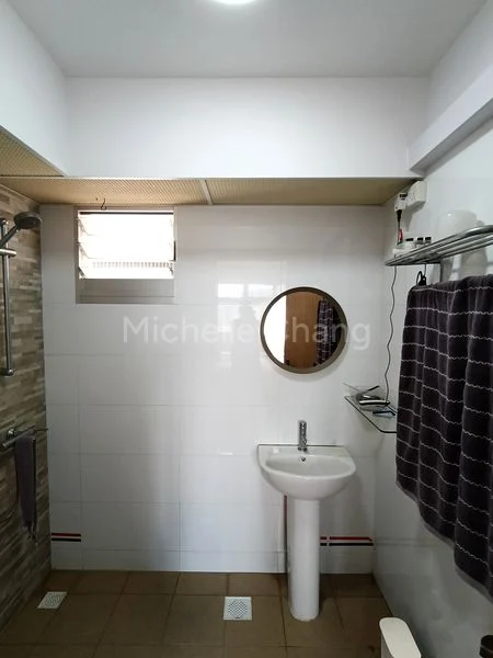 3 Room (3A) HDB for Sale in  460A Bukit Batok West Avenue 9 - Image 6
