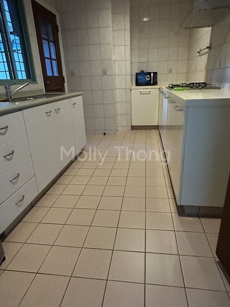 3 Bed Condo for Rent in  Hillview Park - Image 9