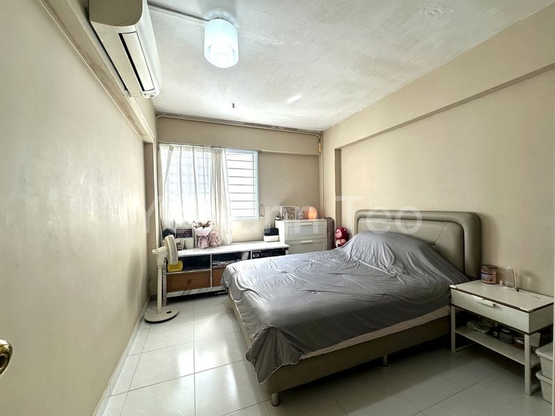 4 Room (4S) HDB for Sale in  369 Bukit Batok Street 31 - Image 7