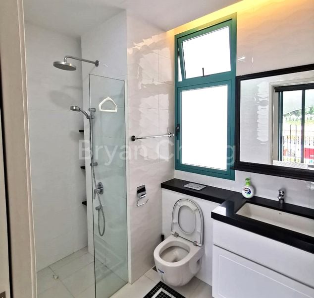 1 Bed Apartment (Condo) for Sale in  The Quinn - Image 2