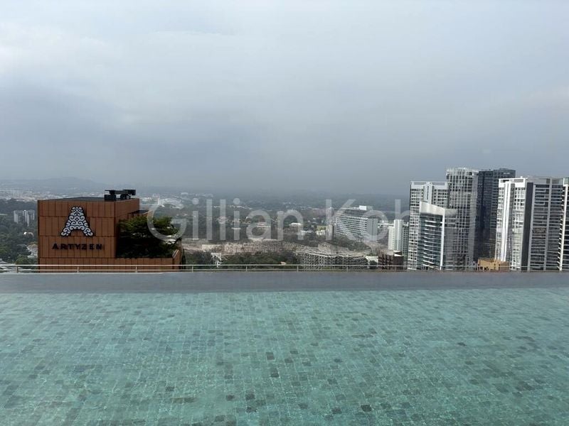 3 Bed Condo for Sale in  Boulevard 88 - Image 3
