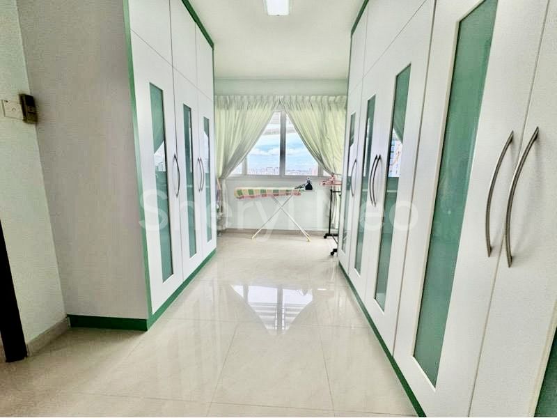 5 Room (5I) HDB for Sale in  621 Bukit Batok Central - Image 11