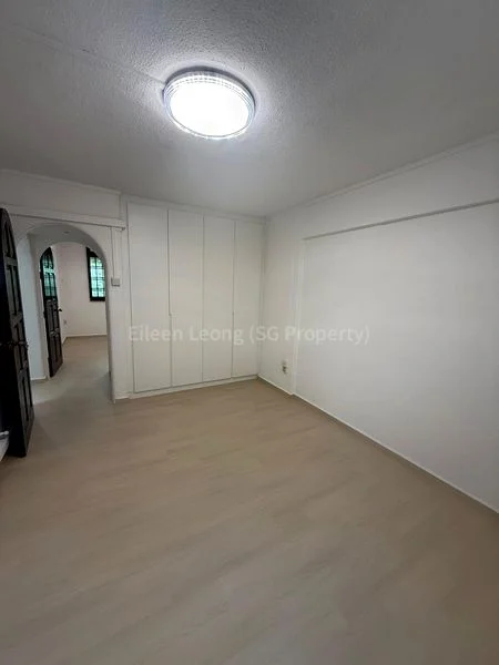 4 Room (4STD) HDB for Rent in  265 Yishun Street 22 - Image 2
