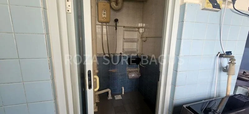 3 Room (3I) HDB for Sale in  23A Queen's Close - Image 1