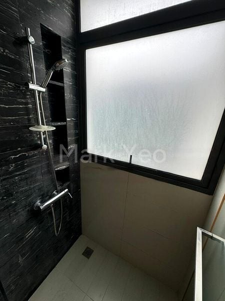 2 Bed Condo for Sale in  Hedges Park Condominium - Image 16