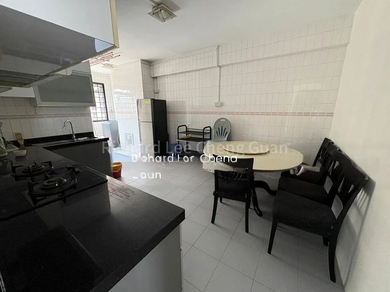 4 Room (4NG) HDB for Rent in  152 Yung Ho Road - Image 3